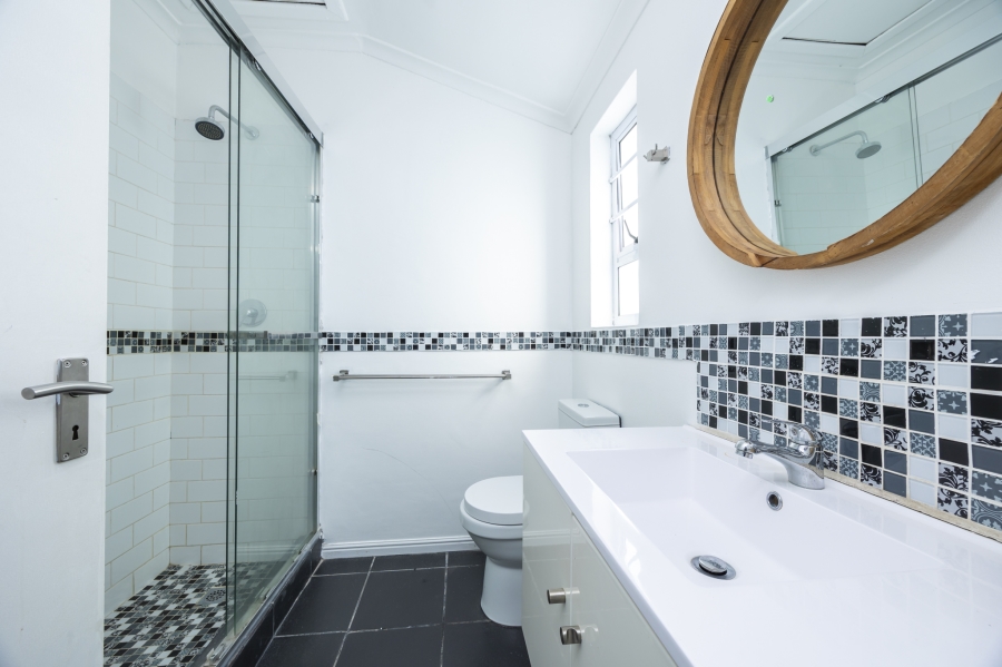3 Bedroom Property for Sale in Kenridge Western Cape